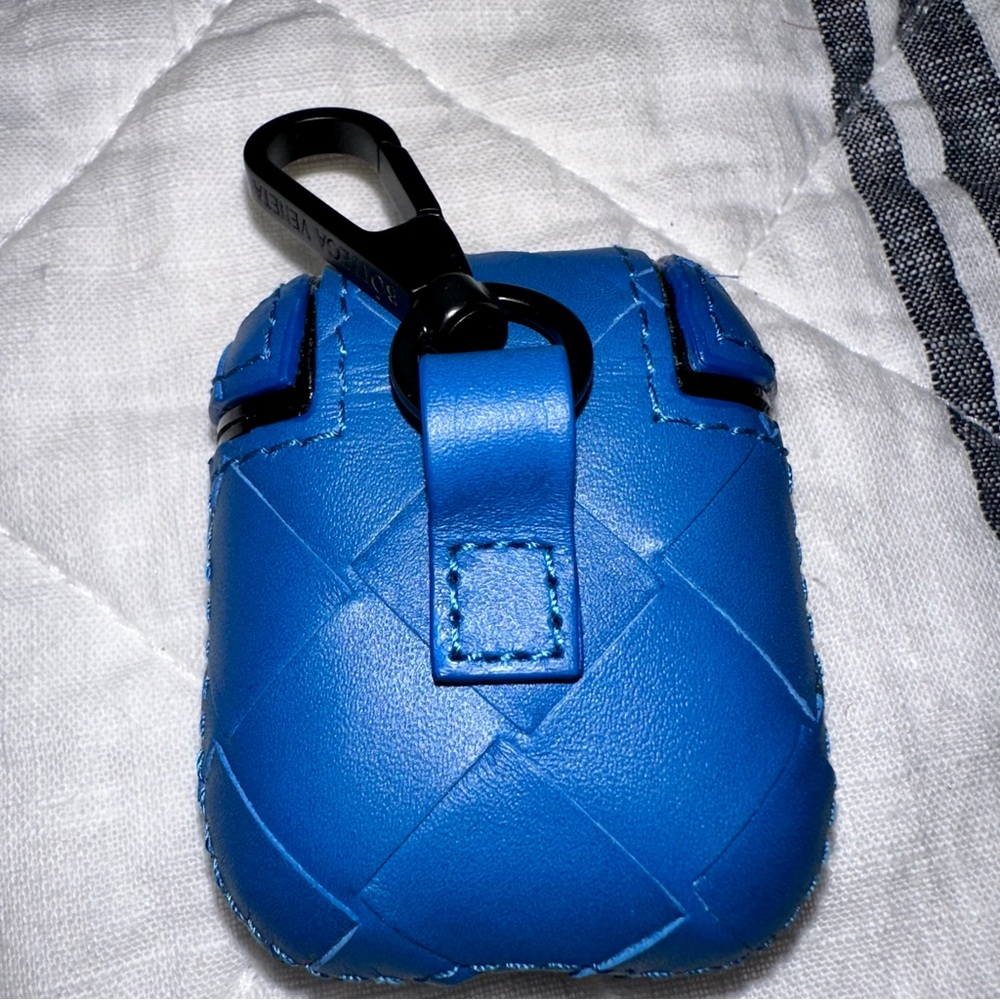 BOTTEGA VENETA Leather Case - Picture 6 of 12